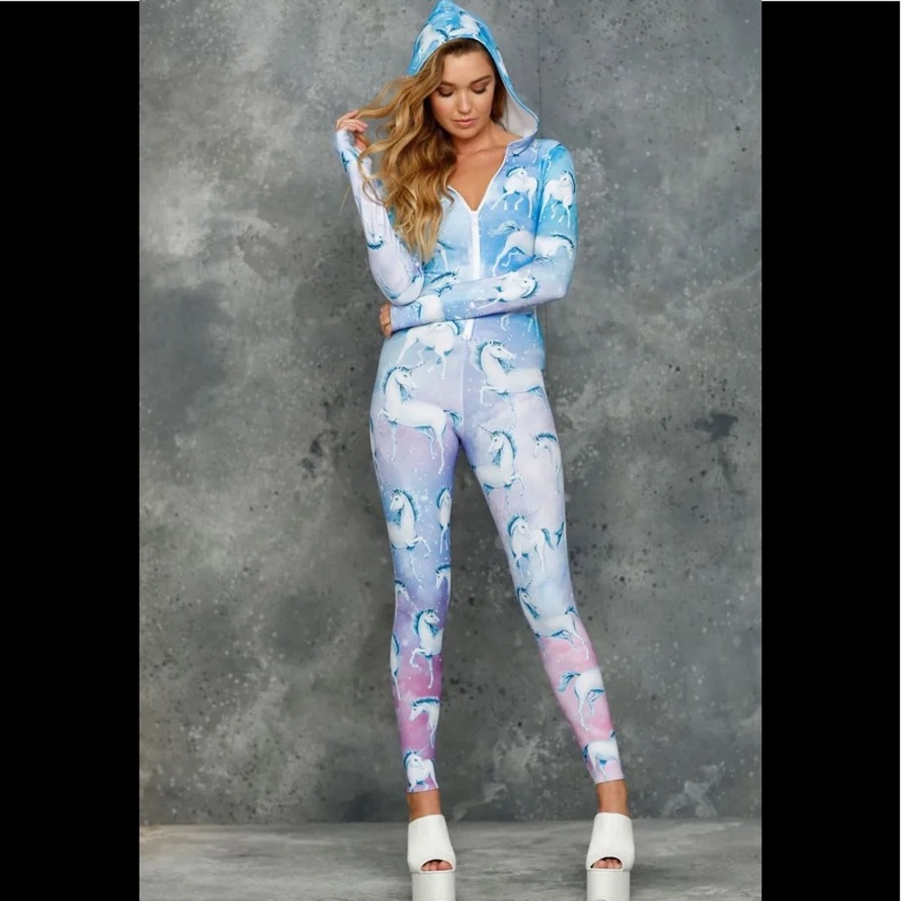 NWT Blackmilk In Your Dreams Snuggle Suit Large